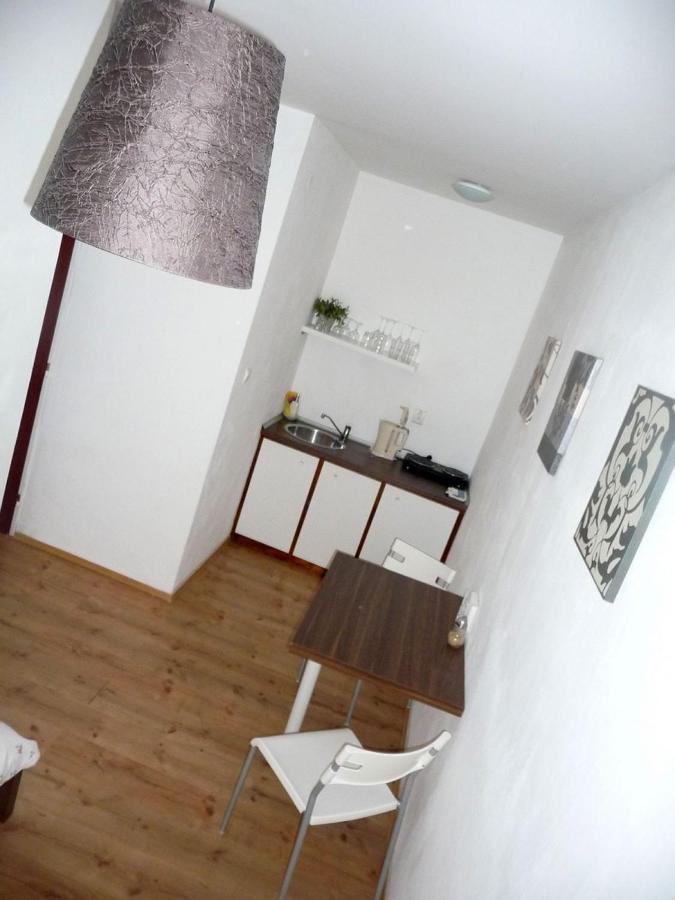 Ubytovanie City Apartman Trencianske Teplice Exterior photo